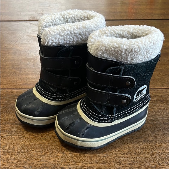 Sorel Other - Sorel Toddler Black Fur Lined Winter Boots